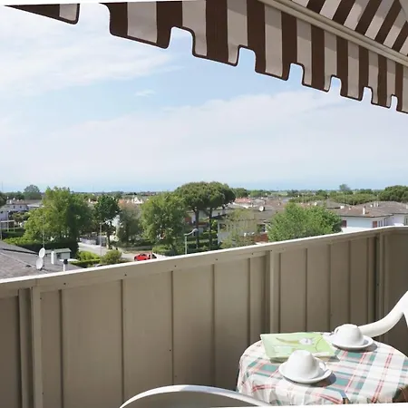 Apartman Excellent Location For A Flat With Shared Pool Porto Santa Margherita di Caorle