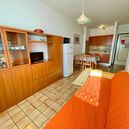 Flat With Excellent Location Porto Santa Margherita